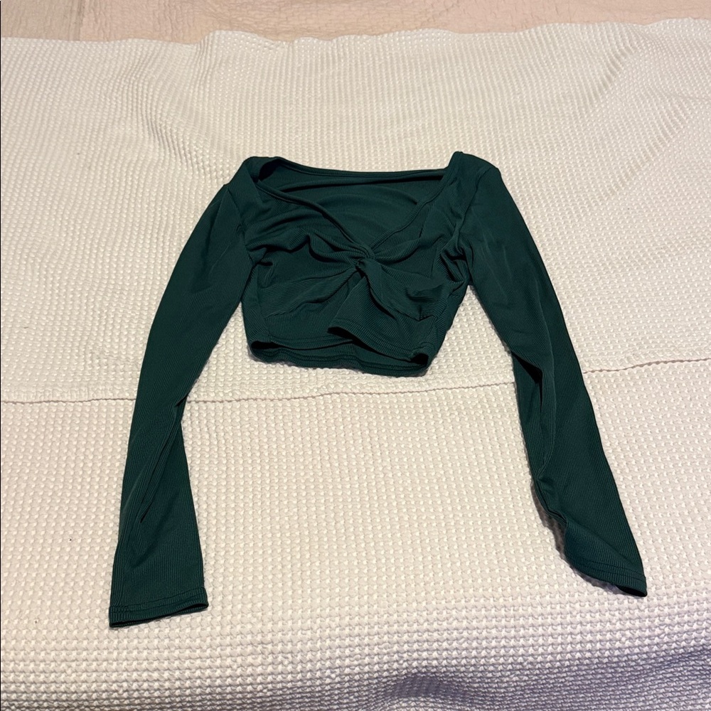 SHEIN Dark Green Long Sleeve Crop Top